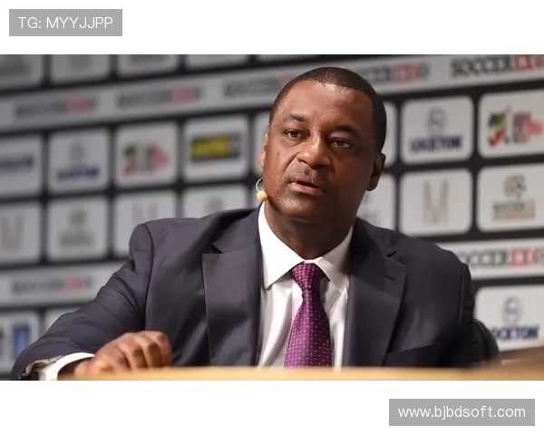 意足协主席商讨VAR改革事宜